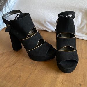 Stuart Weitzman Slits Blasue suede platform heels. Size 8.5.